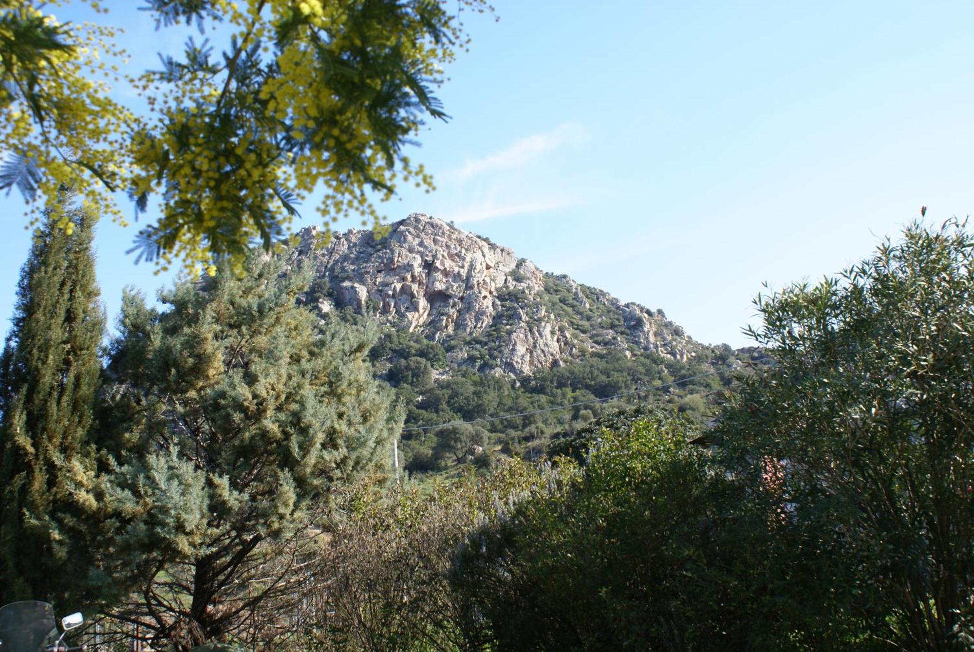 Alojamento de Turismo Rural L'aglientu Loiri Porto San Paolo